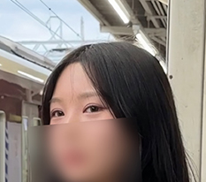 华丽眼睛很满意